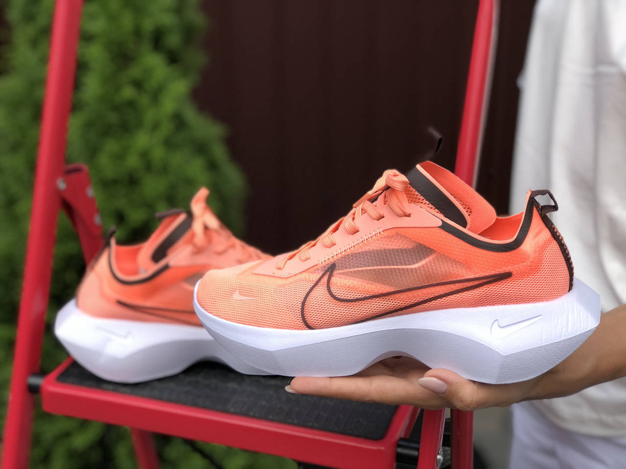 

Женские кроссовки Nike Vista Lite оранжевые с белым 39, Оранжевый