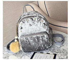 Рюкзак жіночий оксамитовий з перлинами і помпоном (сірий)