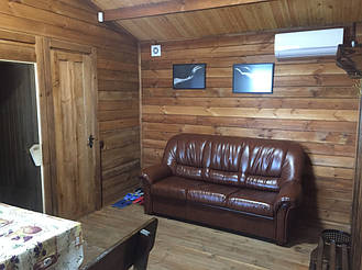 Деревянная баня нашего производства на базе "Бухта Афины" в Кременчуге 1