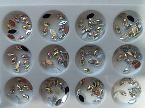 Набір стразиків "Капельки" для нігтів у контейнері, фото 2