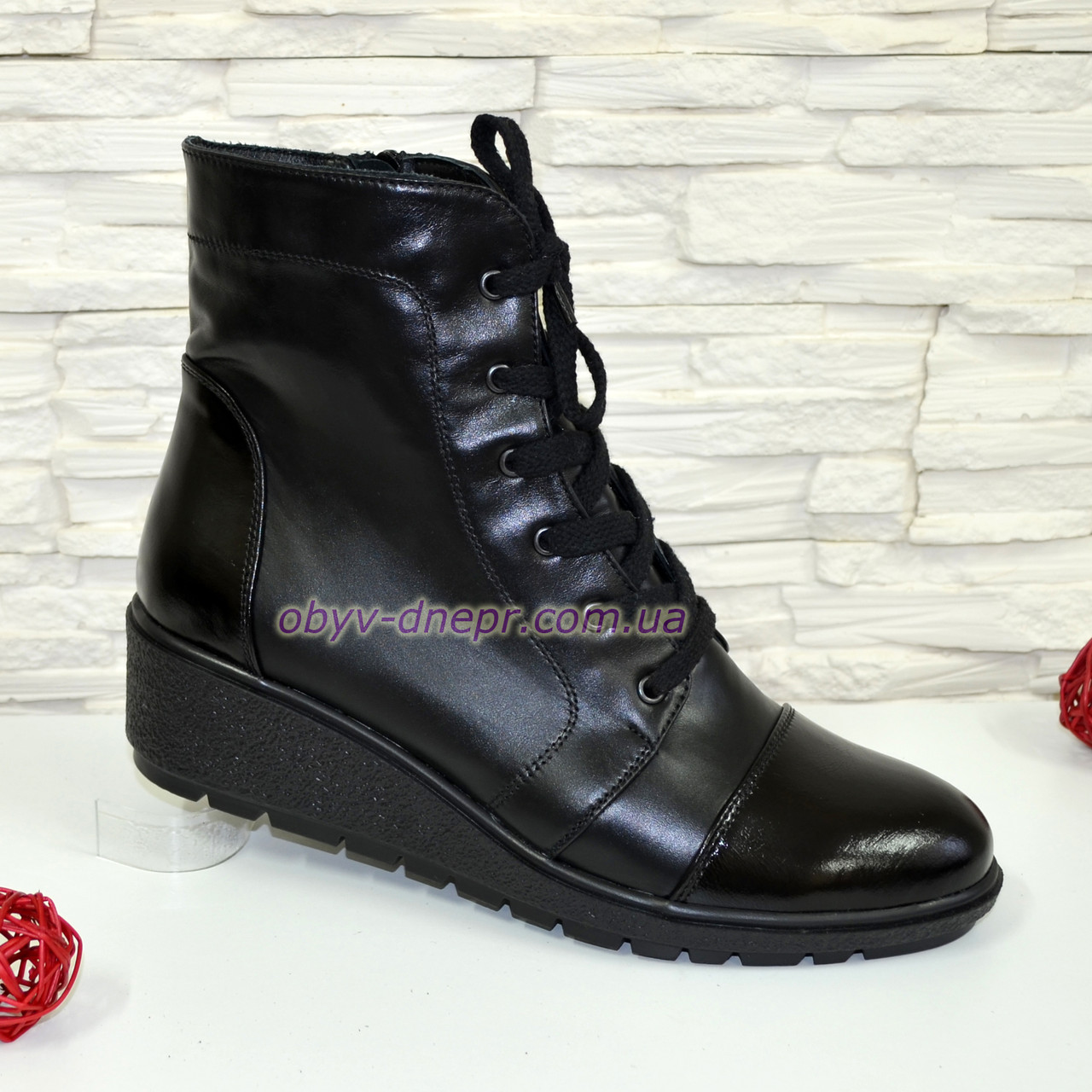 Черевики чорні жіночі шкіряні на невисокій танкетці, фото 1