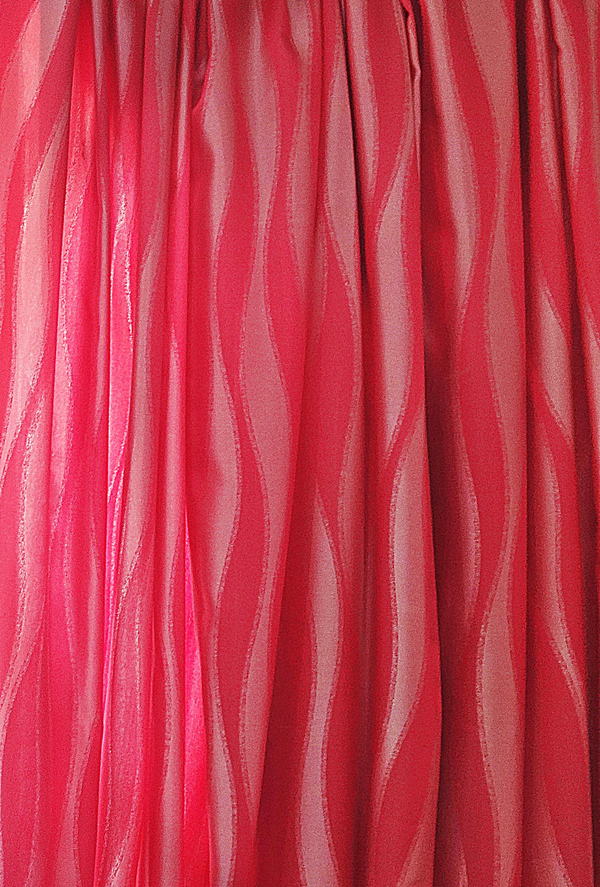 Тафта Пінела яскраво-червона, фото 1