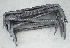 Скоба будівельна, покрівельна