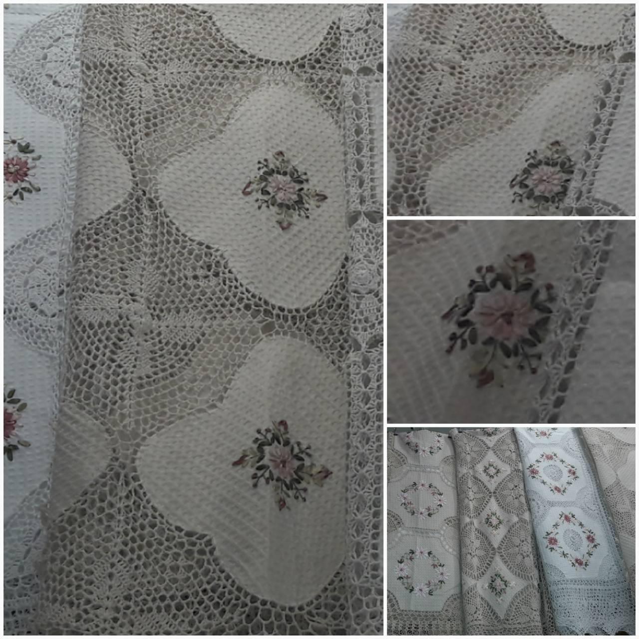 Ажурна скатертину з ручною стрічкової вишивкою, 150х220 див., 685/635 (ціна за 1 шт. + 50 гр.)