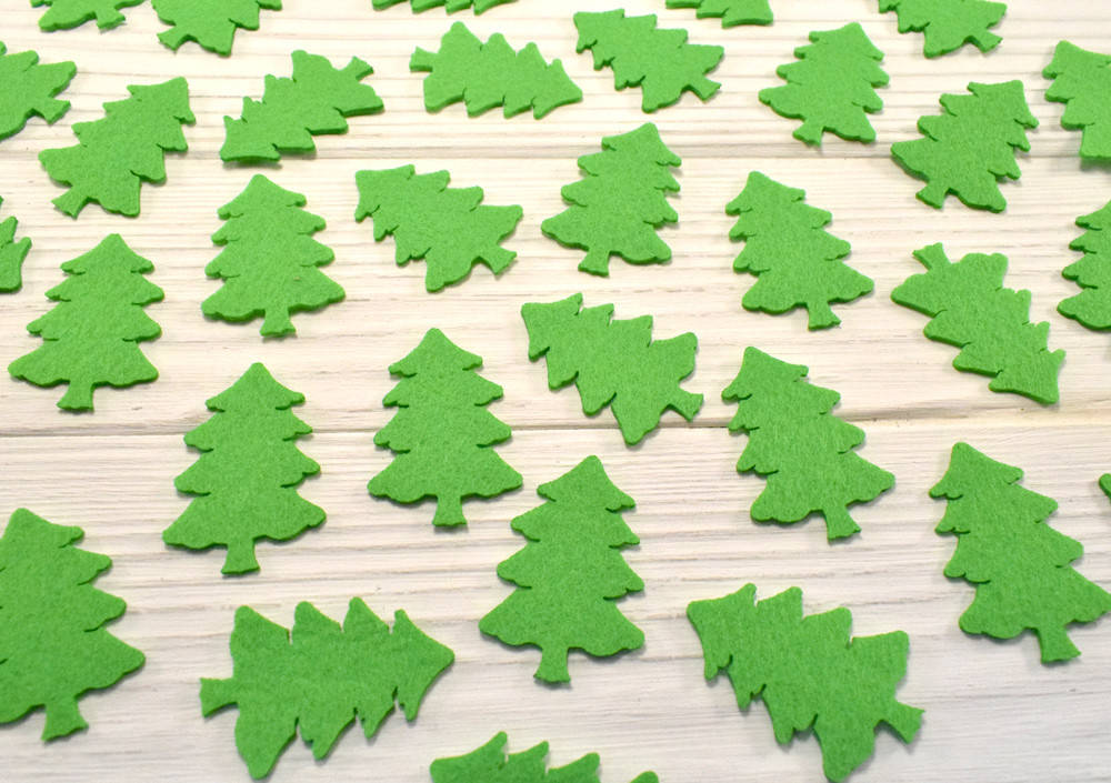 

Вырубка из фетра "Ёлочки салатовые" (набор)