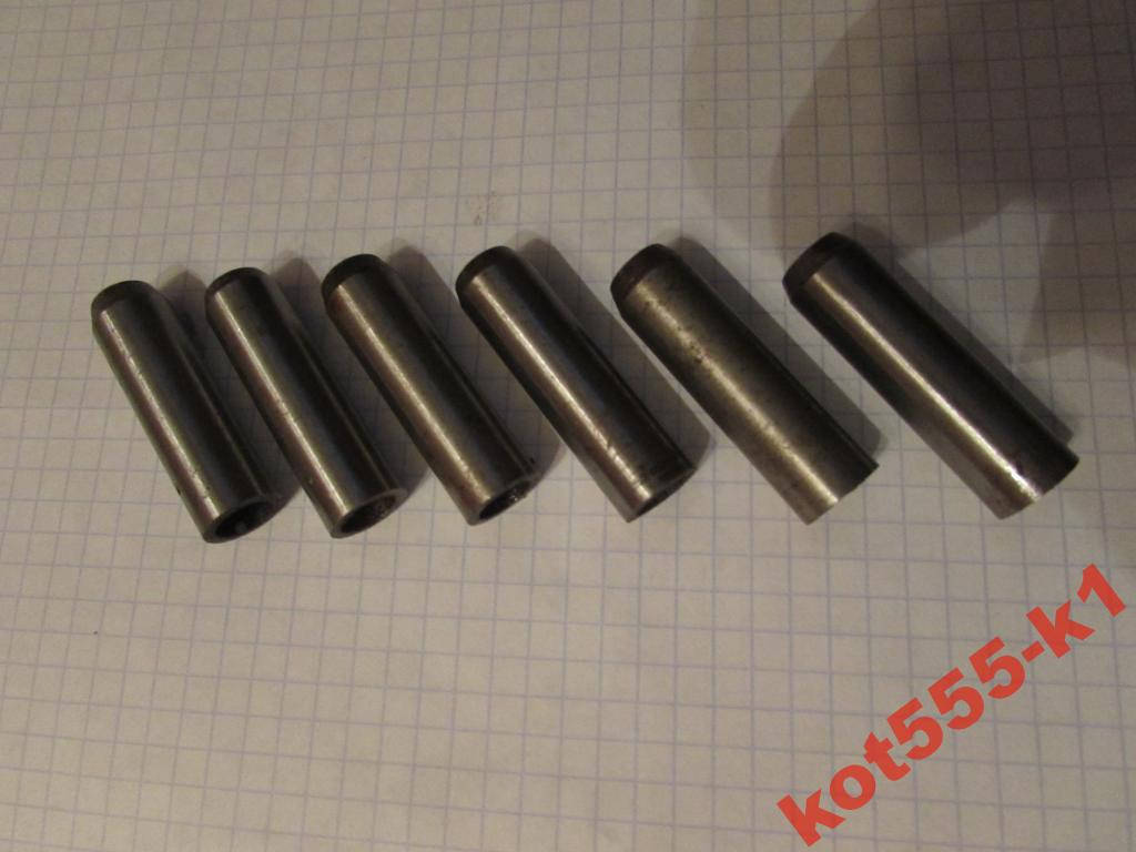 

Пальцы маховика днепр 6шт