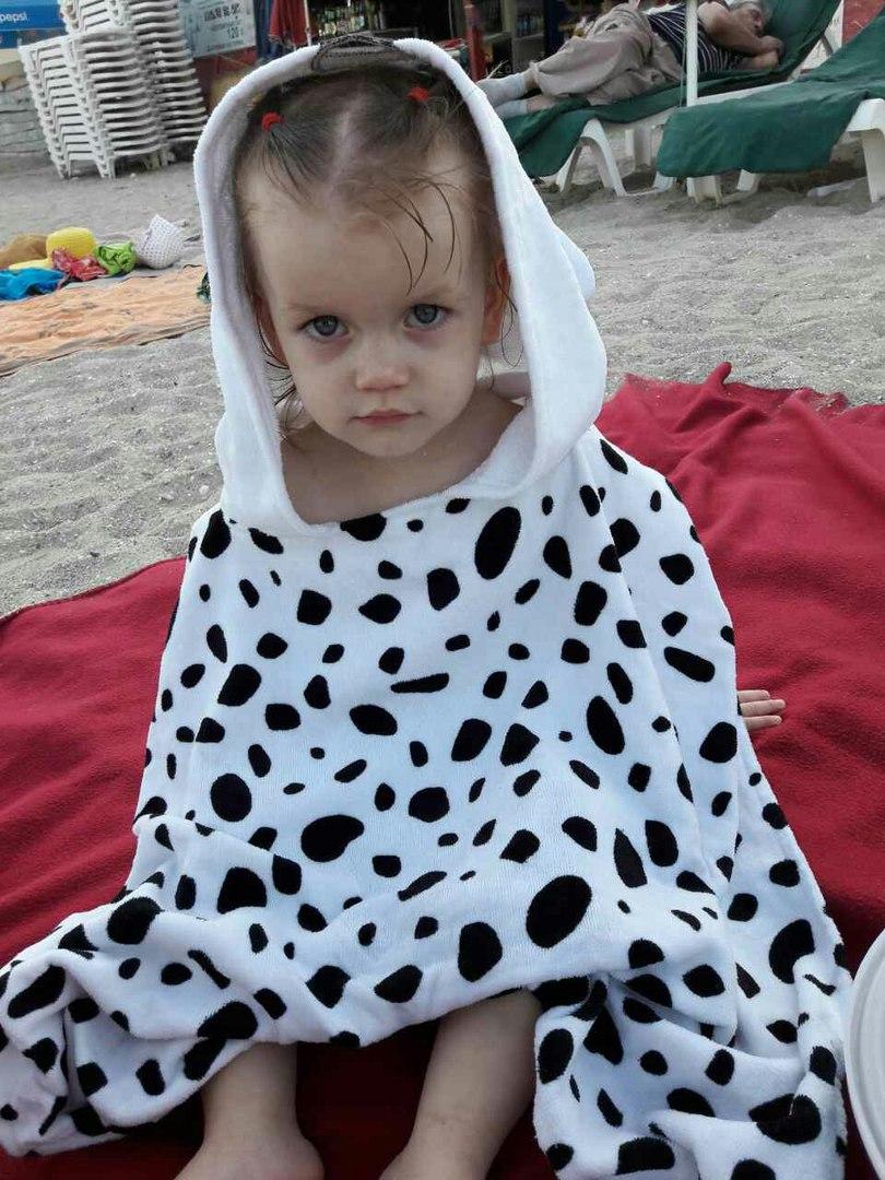 Дитячий махровий рушник Долматинець 101 Dalmatians Hooded Towel for Kids — Personalizable
