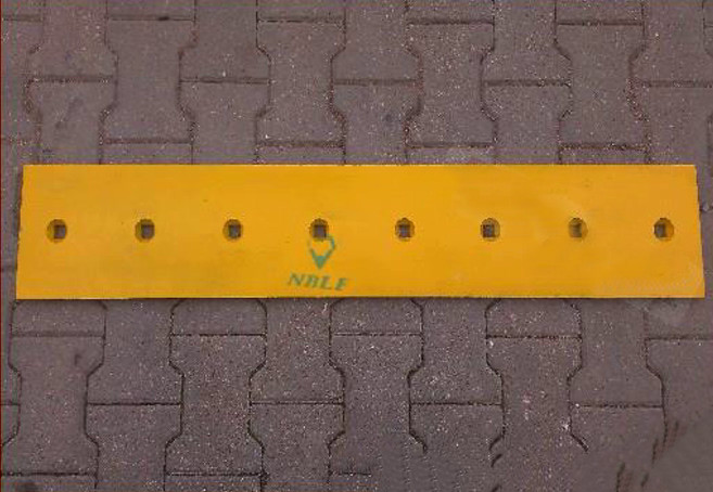 НІЖ ВІДВАЛА KOMATSU D60 D65 ЗІРЧЕНЬ 8 ОТВЕРТЯ 130-920-2180