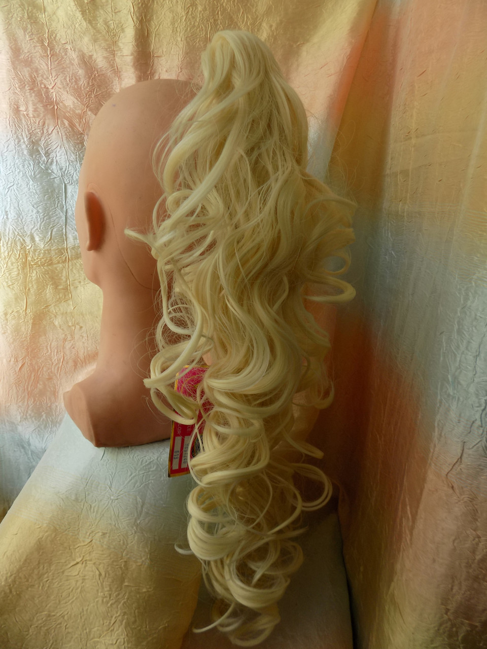 Хвост волнистый на блонд GLOBAL 1240- 613, фото 1