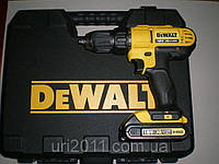 Аккумуляторный шуруповерт 2батар. 18V Li-ion (300Вт) / 1.3Ач. /42Нм./ "DeWALT"