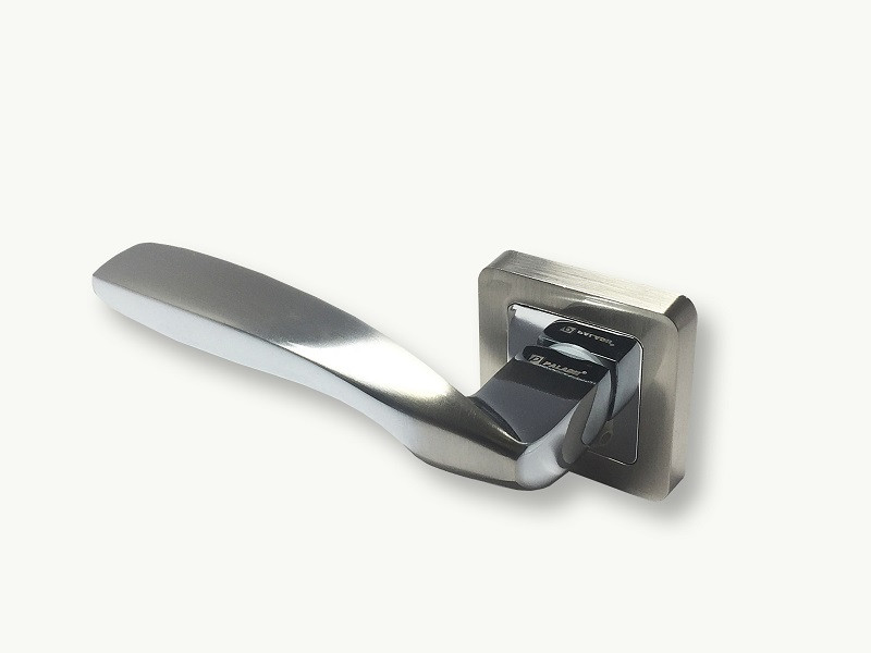 Ручка на розетці Paladii ХЕЛЕН квадратна SN/CP сатен-хром