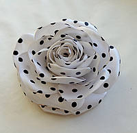 Брошь цветок из ткани ручной работы "Роза Черная Горошина"