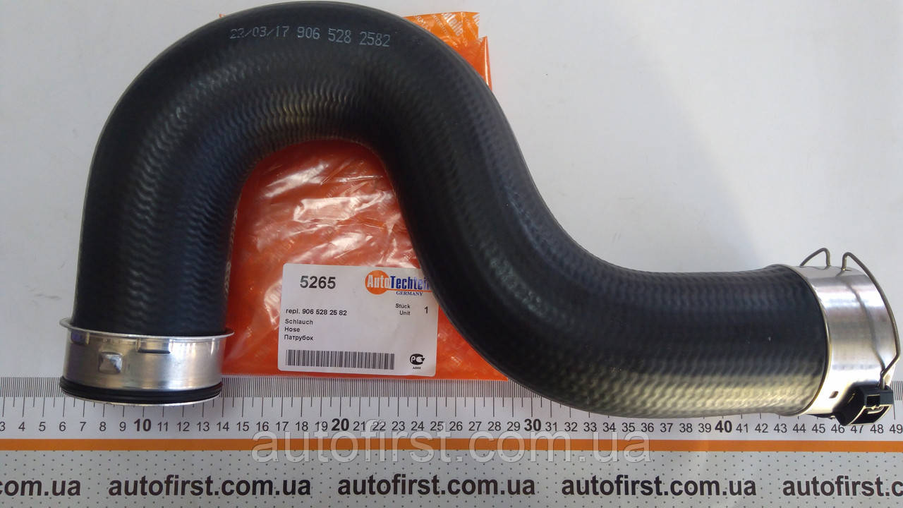 Autotechteile Патрубок інтеркулера (нижній правий) MB Sprinter 318, фото 1