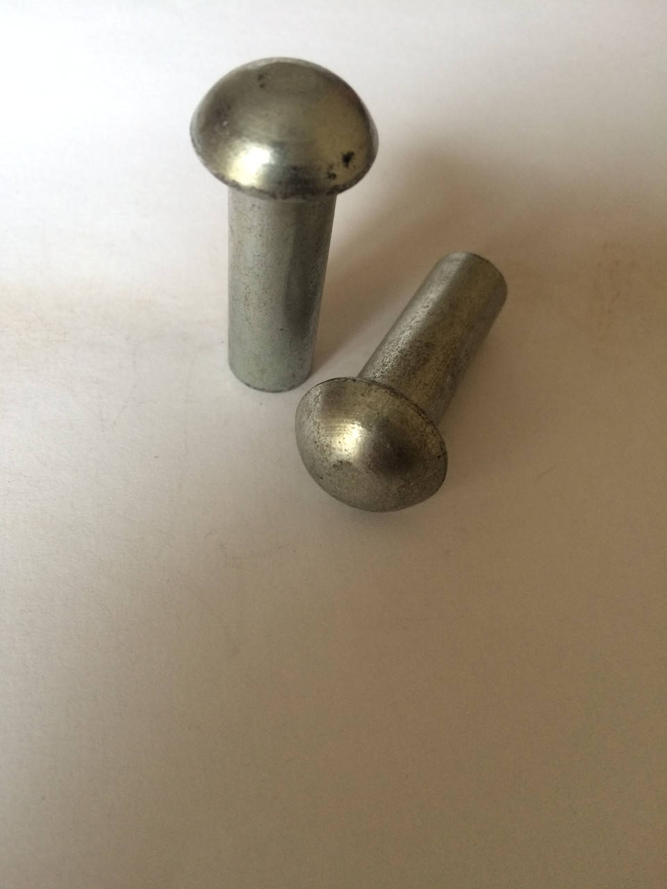 

5*12-30 Заклепка с полукруглой головкой ГОСТ 10299, DIN 660