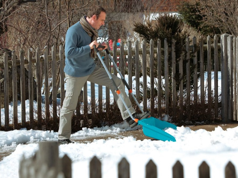 Лопата-скрепер для уборки снега Gardena - фото 2 - id-p503817778