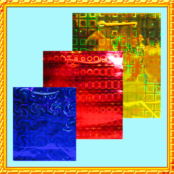 Пакети Подарункові Голографічні, косметика оптом і в роздріб по всій Україні в інтернет – магазині opt21.com. 