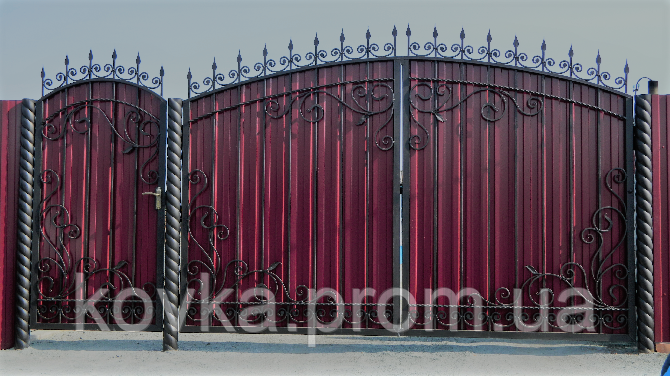 Кованые ворота из металопрофилем, код: Р-0161 - фото 3 - id-p334549602
