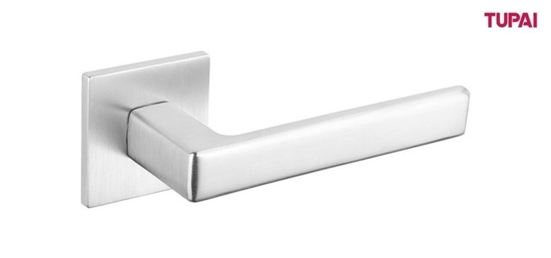 Дверна ручка на розетці TUPAI 3095 Q 5S 96 Хром матовий, фото 1