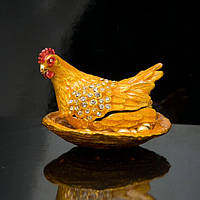 Шкатулка курочка с золотыми яйцами 5х5х4 см золотистая (А5087)
