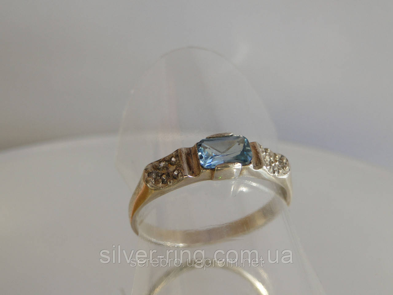 Ніжне кільце з блакитним цирконом, фото 1
