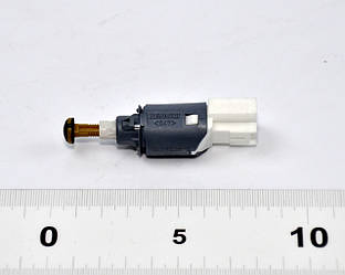 Вмикач стоп-сигналу на Renault Master III 2010-> — Renault (Оригінал) - 8200168238