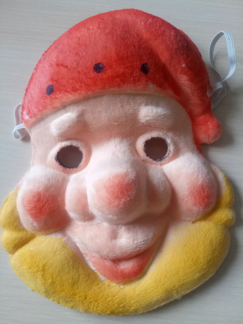 Маска Гнома