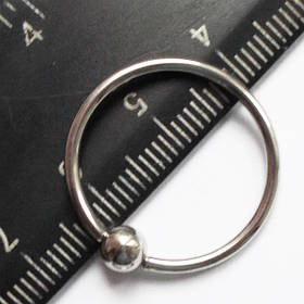 Кільце сегментне для пірсингу: діаметр 20 мм, товщина 1.6 мм, кулька 5 мм. Сталь 316L.
