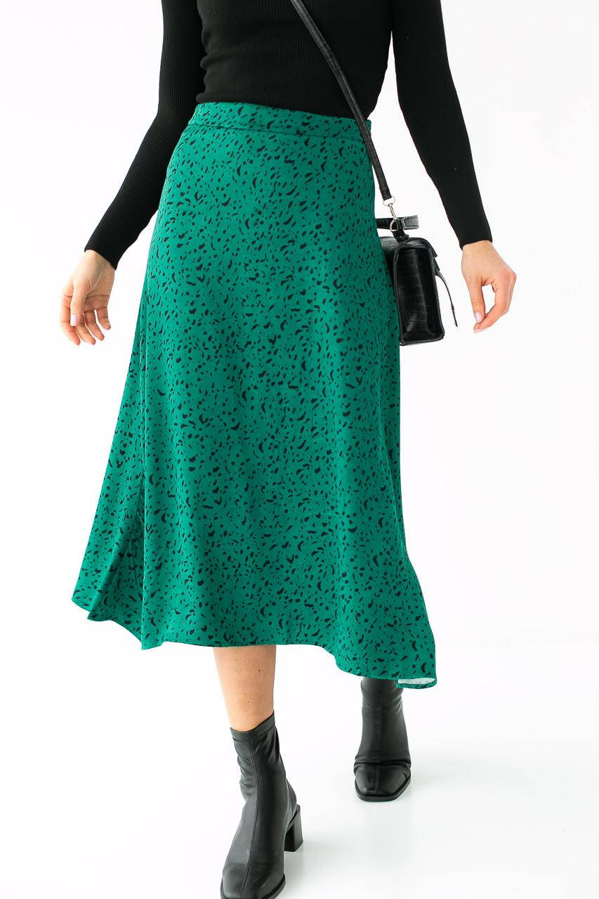 

Женская юбка миди расклешенного силуэта из атласа зеленого цвета L, Зелёный