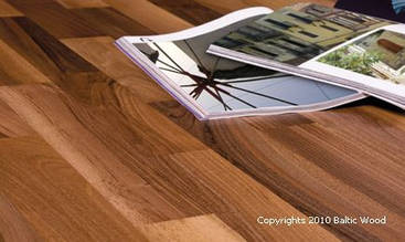 Паркетна дошка Baltic Wood Горіх європейський Comfort 3R 3-пол., масло