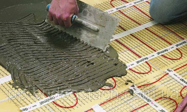 Укладання плитки на теплу підлогу / Плитковий клей для теплої підлоги