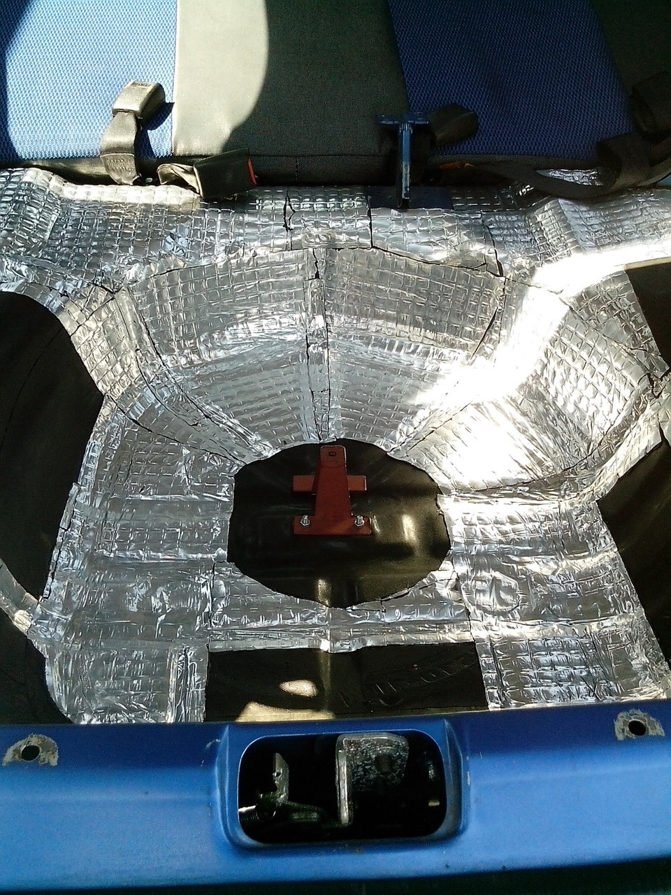 Шумоизоляция багажника ланос драйв 2. Шумоизоляция авто ланос. Шумоизоляция шевроле ланос. Шумоизоляция ланос. 5.