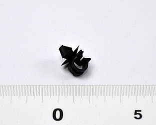 Затискач кріплення лапки капота (пластиковий) на Renault Megane IV 2016-> - Renault (Оригінал) - 7703179035