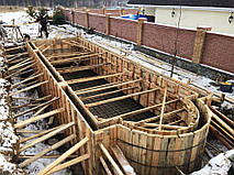 Загородный домик и бассейн Иванковичи 7