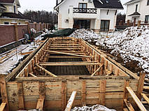 Загородный домик и бассейн Иванковичи 8