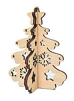 Деревянная ёлка со снежинками и звёздами
