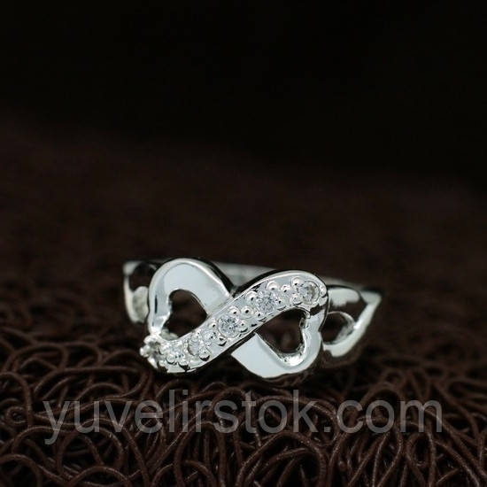Кільце Нескінченність в стилі Tiffany "Loving Hearts" з цирконами