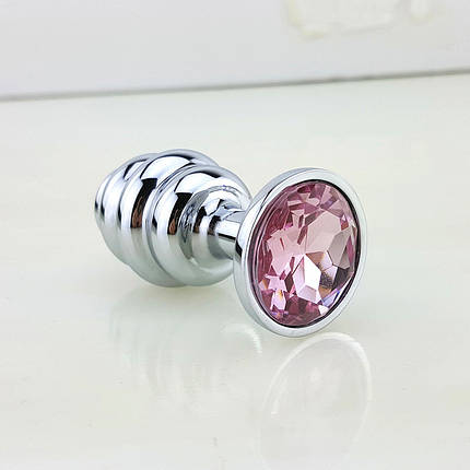 Анальна пробка з каменем S 2.8 см Swarovski Groove Crystal Plug спіральна ялинка маленька, фото 1