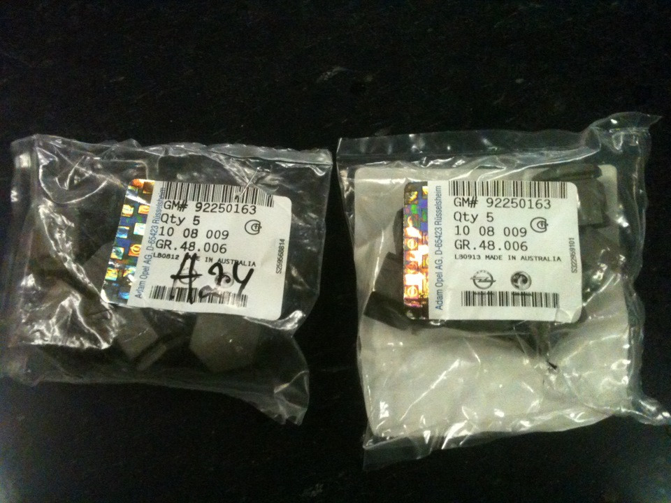 Ковпачок колісної гайки GM 13450275 OPEL Astra-J Zafira-C, фото 1