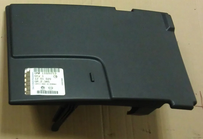 Кришка (захист) акумуляторної батареї (АКБ) зверху (вверху) GM 1201020 13320713 OPEL Astra-J & CHEVROLET Aveo, фото 1