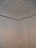 Коридоры и санузлы  ( алюминиевые реечные потолки ) 10