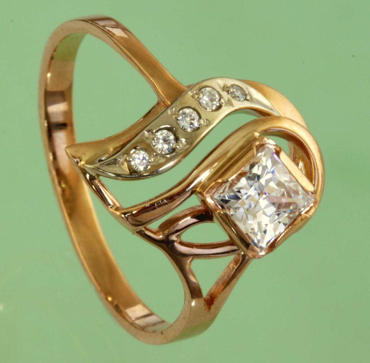 Золотий перстень з цирконом