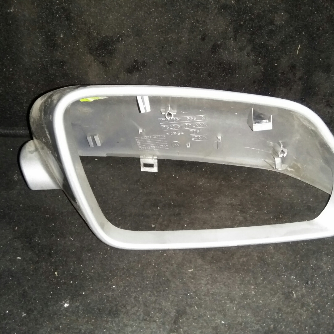 Корпус Зеркала Шкода Октавія А5 Срібло Правий — Купить Недорого на Bigl ...