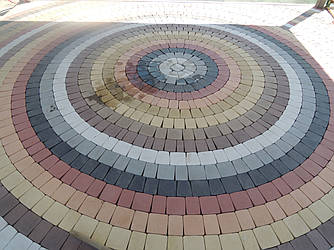 Якісне укладання тротуарної плитки та бруківки в Запоріжжі