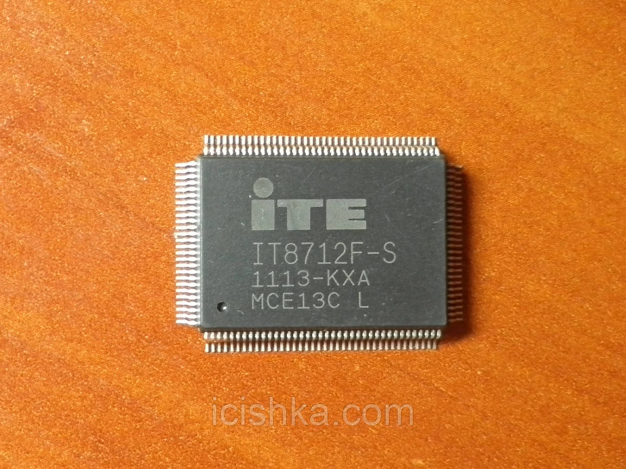 ITE IT8712F-S KXA — Мультиконтролер