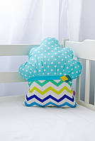 Подушка маленька бавовняна для дитячої кімнати "Маффін із ківі"