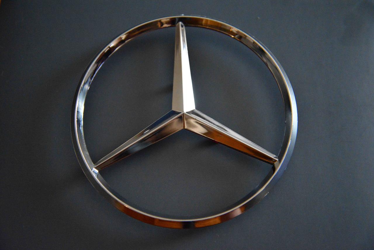 Емблема логотип Mercedes Мерседес 115 мм на капот багажник хром