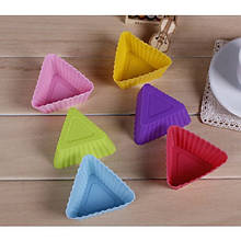 Набір силіконових форм для випічки і желе Трикутник 6 шт.,6х6х3 см