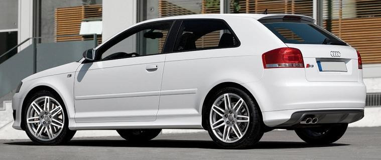 НАКЛАДКА ЗАДНЯ AUDI A3 (8P) СТИЛЬ S3, фото 1