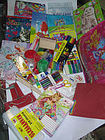 Комплект першокласника для дівчинки 1 клас набір канцелярії преміум Україна KOMP1DPRE