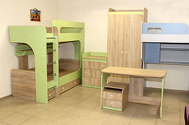 Комплект мебели в детскую комнату